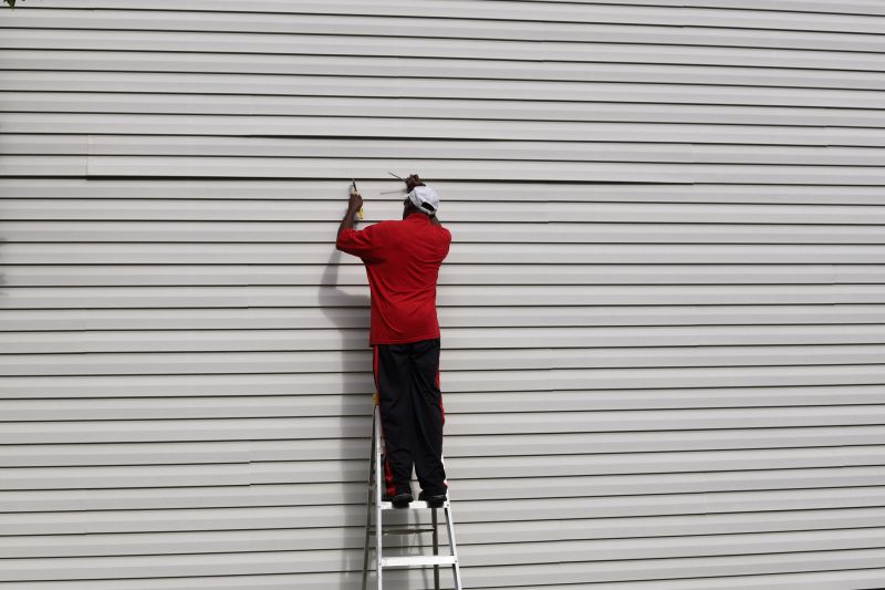 Products For Vinyl Siding Repairs in use